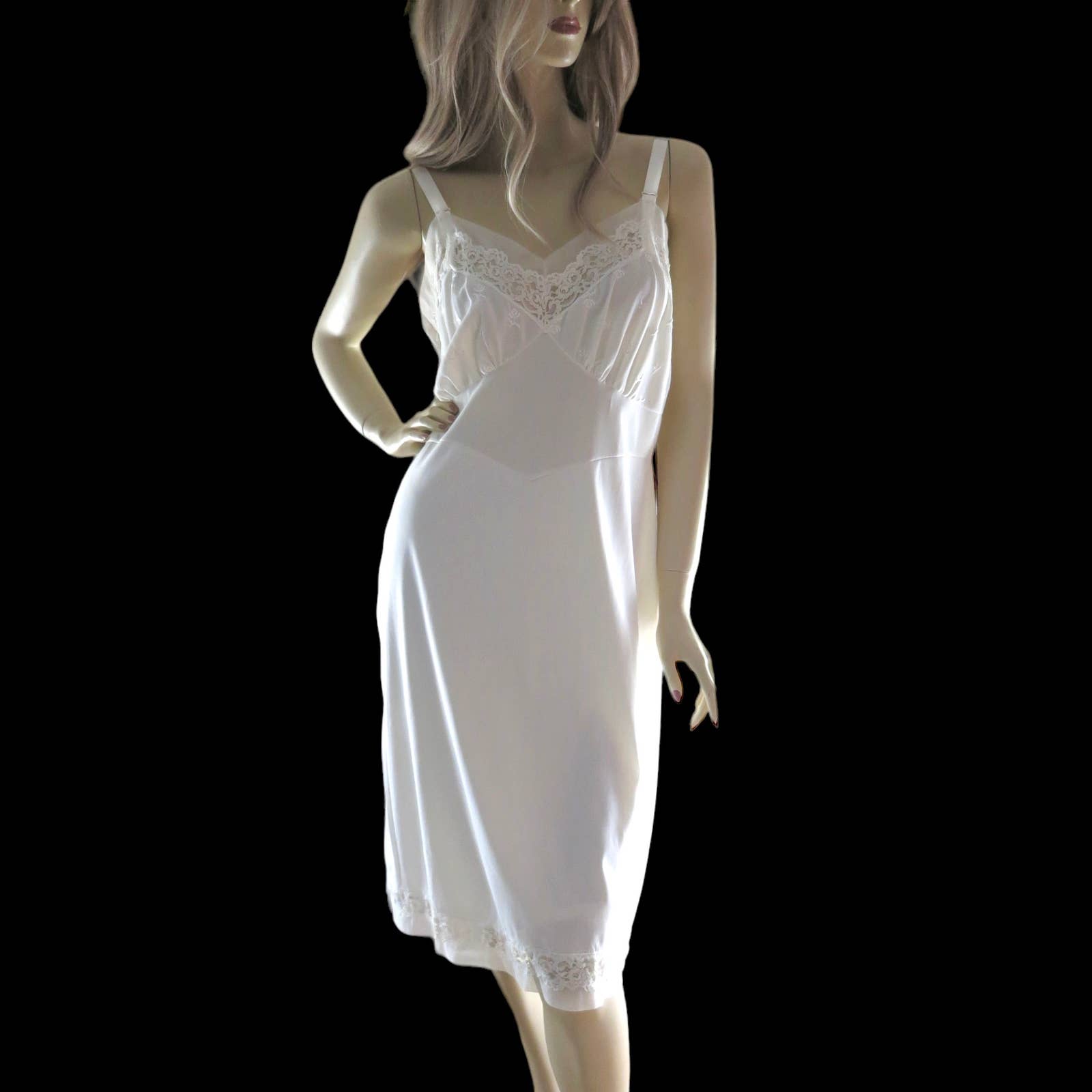 60s Ivory Nylon Embroidered Slip Dress L – Isabellas Vintage