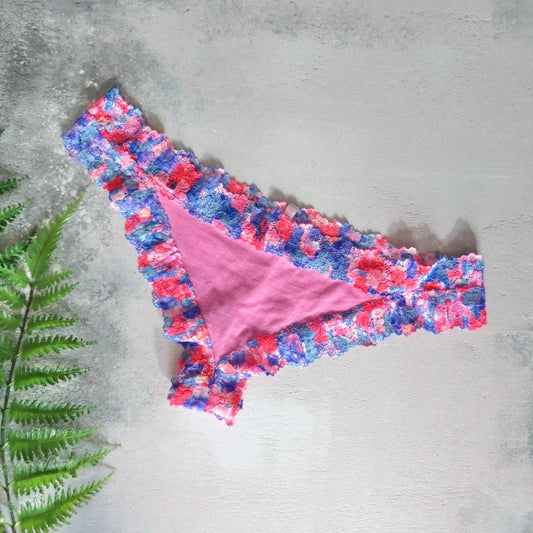 Y2K Vintage Victoria's Secret Pink Cheekini Panties M