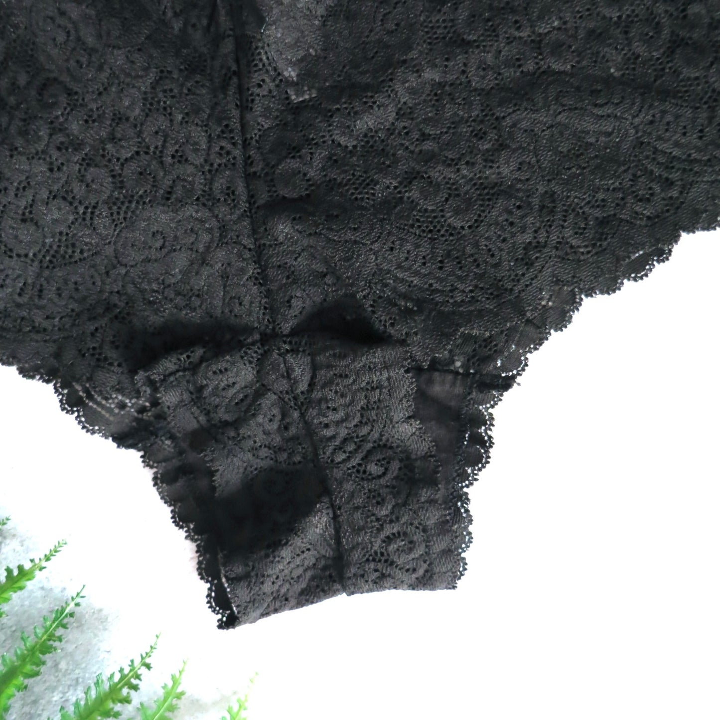 Vintage Y2K Victoria's Secret Black Lace Boyshort Panties M